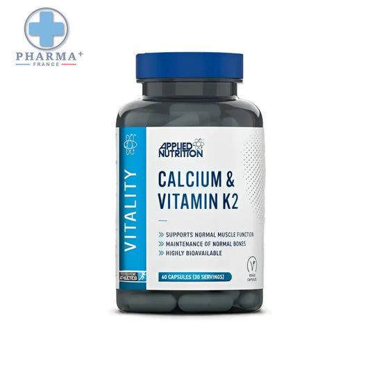 Bouteille gris foncé avec bouchon bleu et étiquette blanche de applied nutrition calcium et vitamine k2 90 gélules