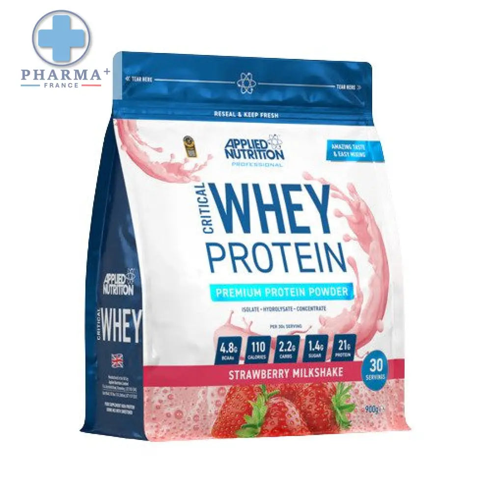 Sac blanc et bleu de applied nutrition critical whey protéine saveur strawberry milkshake avec design rose vif et fraises fraîches