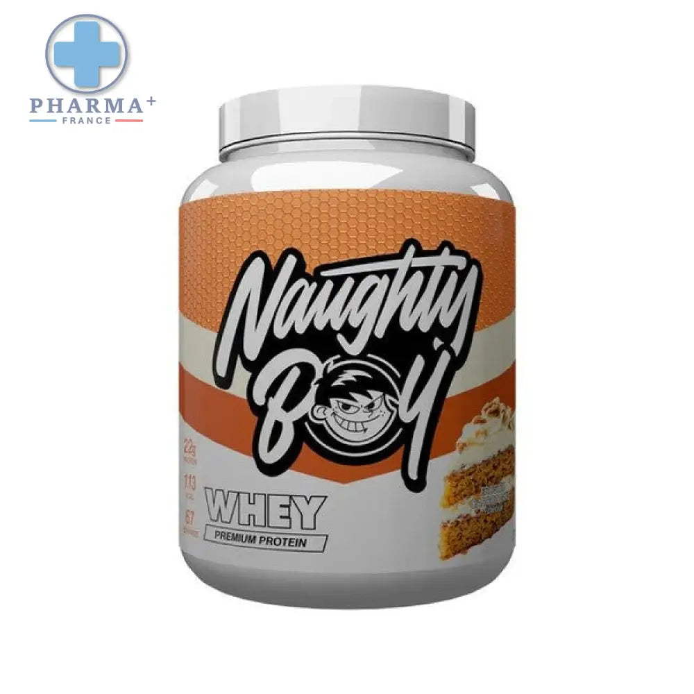 Conteneur orange et blanc de poudre de protéine whey naughty boy saveur frosted carrot cake 900 g